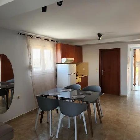 Kallithea Penthouse *